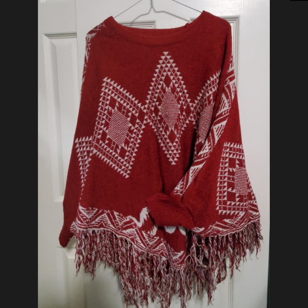 Bohemian Red&White Poncho with Sleeves